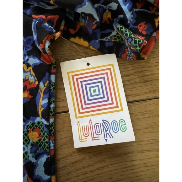 LuLaRoe Gigi T Shirt Sz 2XL Short Sleeve Floral Stretch Teacher Colorful NWT - Picture 6 of 11